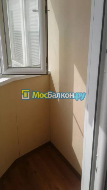 Отделка балкона и лоджии пластиковыми ПВХ панелями в Красногорске от компании МосБалкон