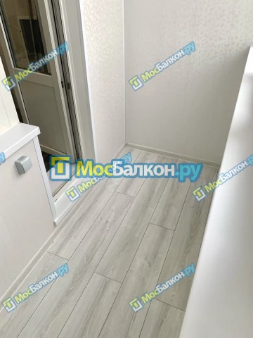 Отделка балкона и лоджии пластиковыми ПВХ панелями в Красногорске от компании МосБалкон