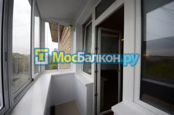 Остекление лоджий под ключ по выгодной цене в Красногорске – застеклить лоджию и балкон в МосБалкон