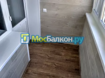 Отделка балкона и лоджии пластиковыми ПВХ панелями в Красногорске от компании МосБалкон