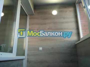 Отделка балкона и лоджии пластиковыми ПВХ панелями в Красногорске от компании МосБалкон