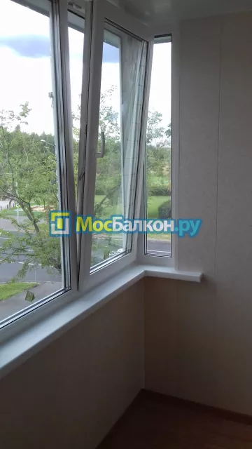 Пластиковое остекление балконов под ключ по доступным ценам в Красногорске | МосБалкон