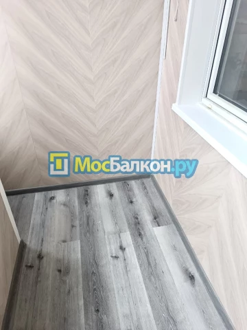 Отделка балкона и лоджии пластиковыми ПВХ панелями в Красногорске от компании МосБалкон