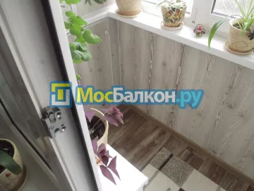 Отделка балкона и лоджии пластиковыми ПВХ панелями в Красногорске от компании МосБалкон