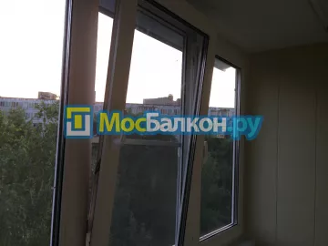 Отделка балкона и лоджии пластиковыми ПВХ панелями в Красногорске от компании МосБалкон