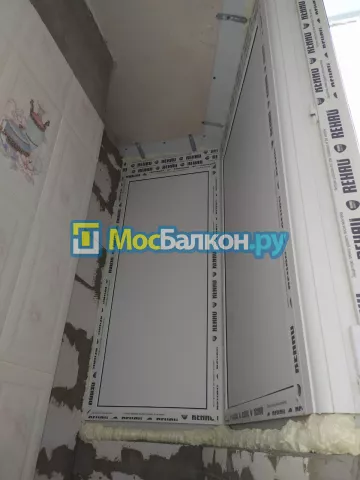 Теплое остекление балконов в Красногорске по доступной цене | Остекление балконов и лоджий МосБалкон