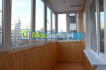 Остекление лоджий под ключ по выгодной цене в Красногорске – застеклить лоджию и балкон в МосБалкон