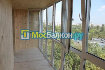 Алюминиевое остекление балконов под ключ по доступным ценам в Красногорске | МосБалкон