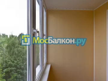 Пластиковое остекление балконов под ключ по доступным ценам в Красногорске | МосБалкон