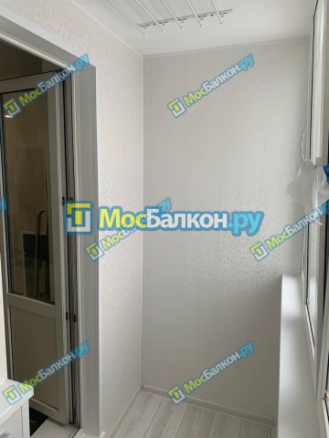 Отделка балкона и лоджии пластиковыми ПВХ панелями в Красногорске от компании МосБалкон