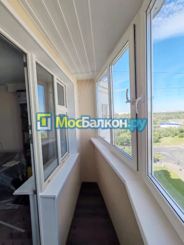Теплое остекление балконов в Красногорске по доступной цене | Остекление балконов и лоджий МосБалкон
