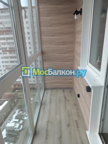 Панорамное остекление заказать под ключ по выгодной цене в Красногорске от компании МосБалкон