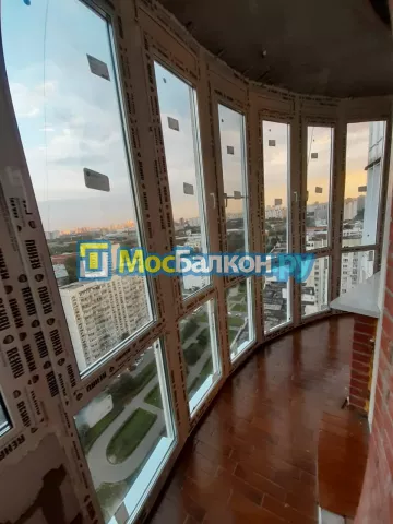 Панорамное остекление заказать под ключ по выгодной цене в Красногорске от компании МосБалкон