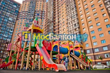 Остекление лоджий под ключ по выгодной цене в Красногорске – застеклить лоджию и балкон в МосБалкон