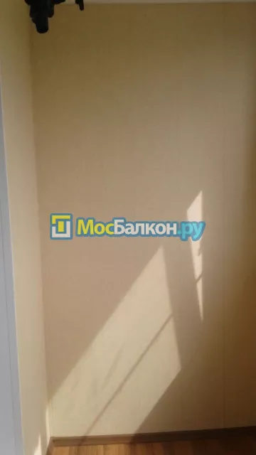 Отделка балкона и лоджии пластиковыми ПВХ панелями в Красногорске от компании МосБалкон