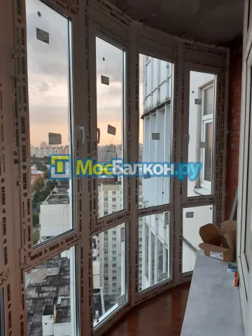 Панорамное остекление заказать под ключ по выгодной цене в Красногорске от компании МосБалкон